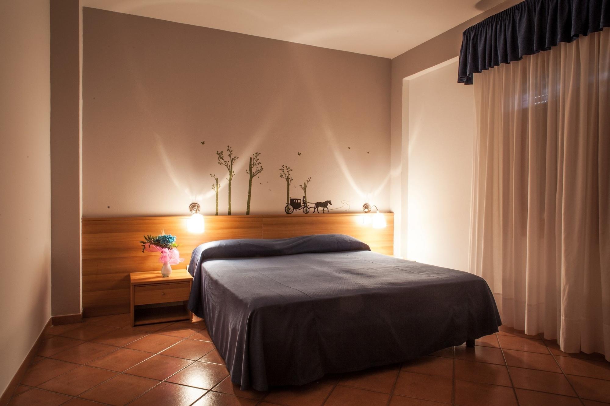Piccolo Hotel Aurora Abbadia San Salvator Ngoại thất bức ảnh